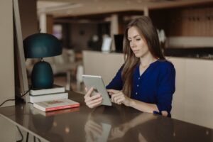 Revolutionizando a Produtividade: Como a Tecnologia Pode Transformar sua Empresa