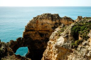 Como criar aplicativos de IA de ponta a ponta com ferramentas no-code