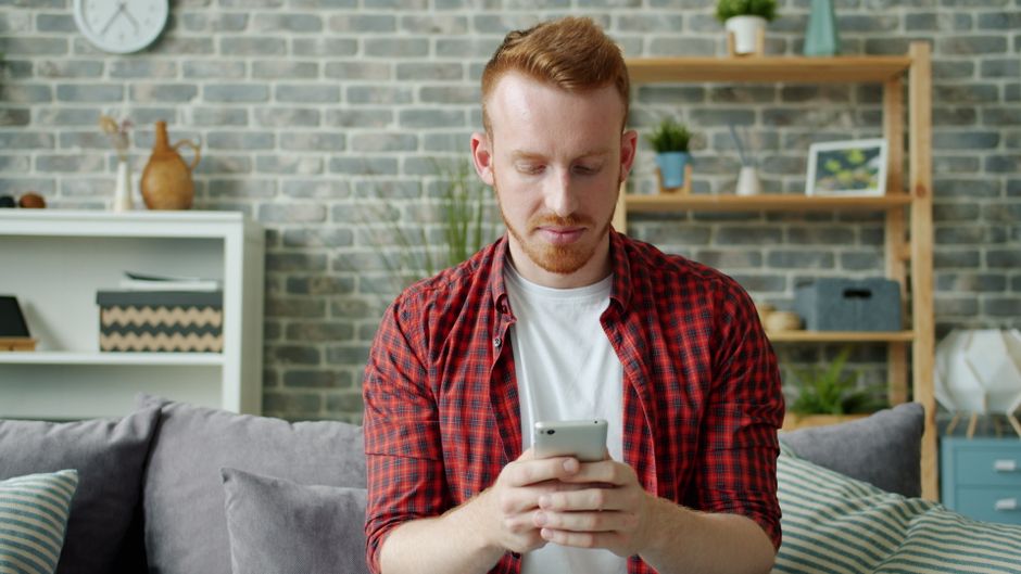 Co-living vs Solo Renting: Which to Choose for Urban Gen Z and Millennials in 2026—Costs, Community, Privacy, and Mental Health
