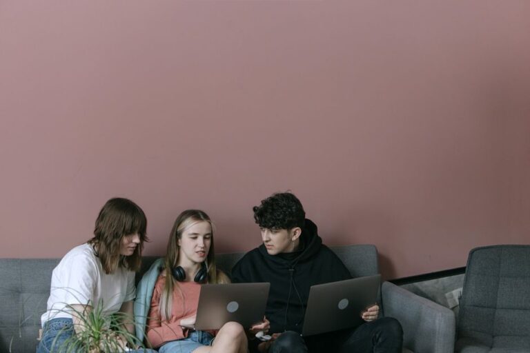 Complete Guide to Gen Z and Millennial Consumer Behavior in 2025: Platforms, Purchase Triggers, and Values