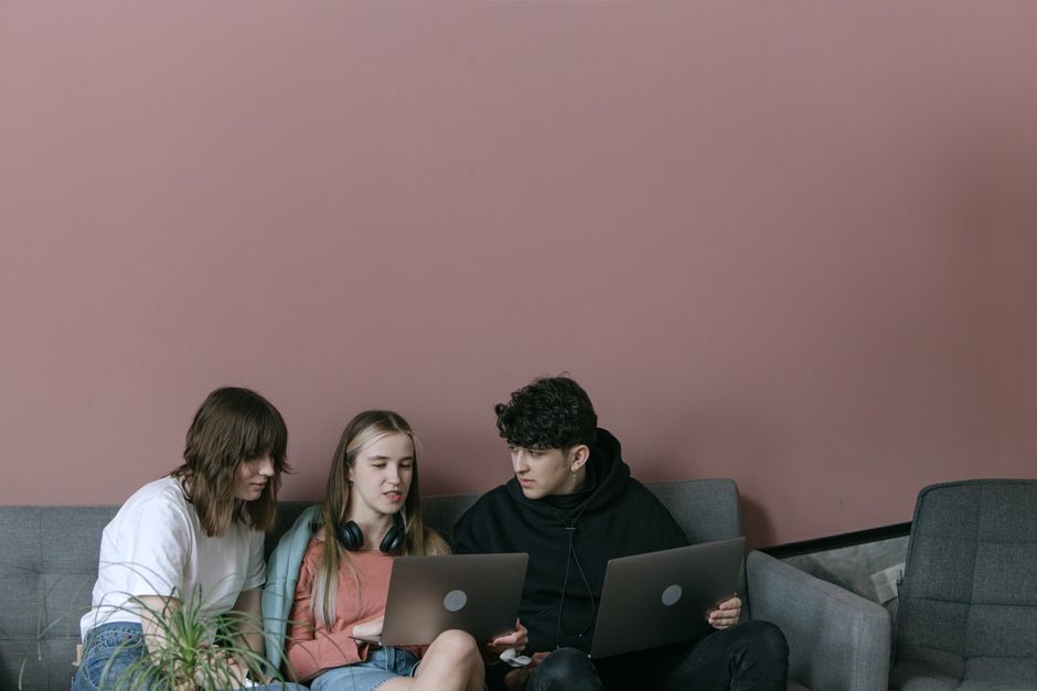 Complete Guide to Gen Z and Millennial Consumer Behavior in 2025: Platforms, Purchase Triggers, and Values